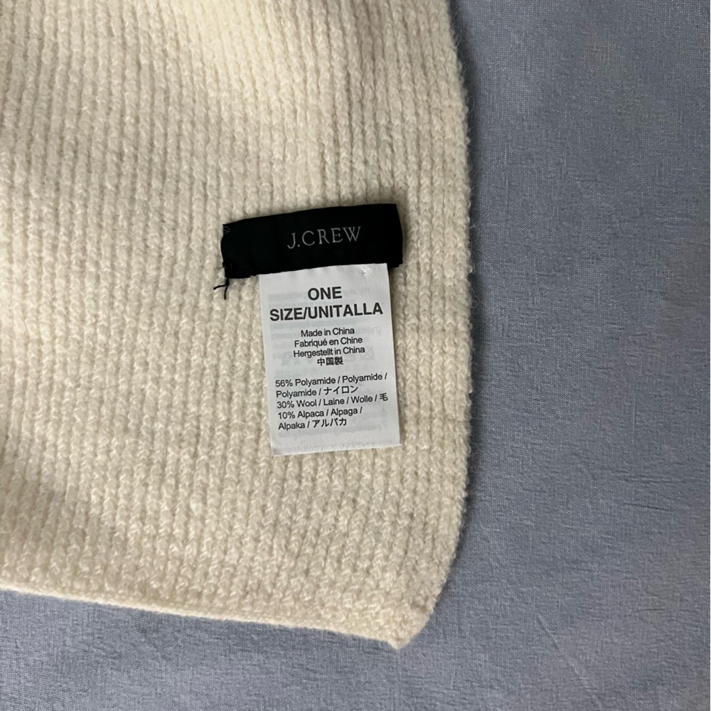 J Crew cream beanie & scarf set - Picture 5 of 5